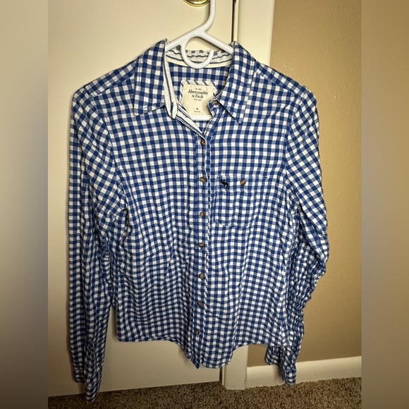 Women’s Abercrombie & Fitch Checkered Button Down Shirt - Size M - Picture 7 of 7